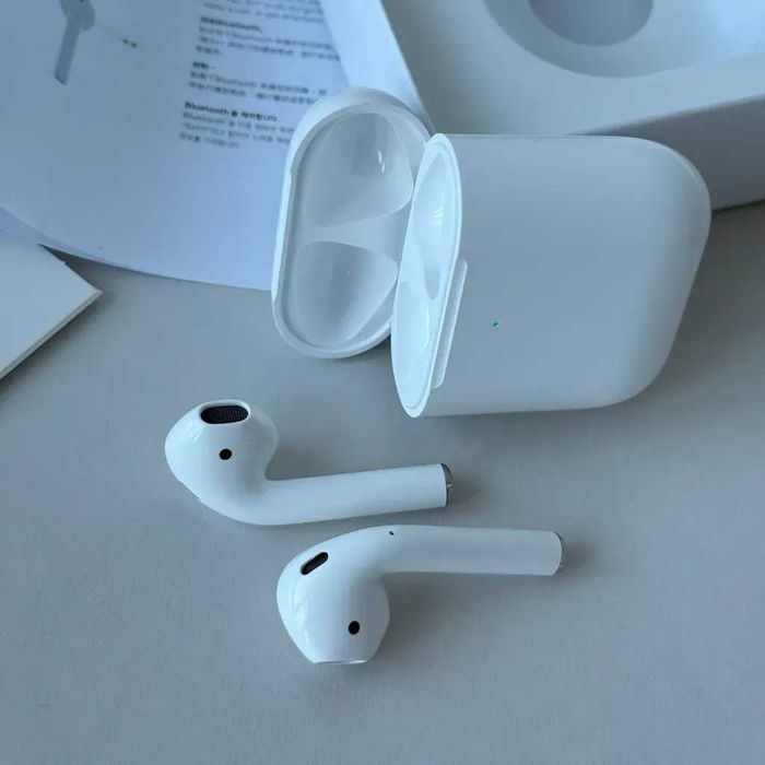 навушники AirPods 2