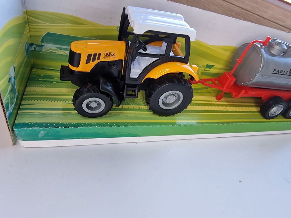 Traktor przyczepa zestaw farmer +Niespodzianka GRATIS