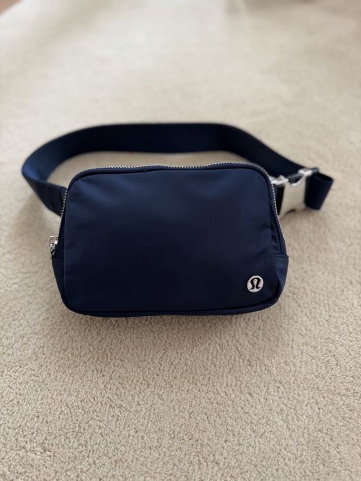 сумка lululemon.