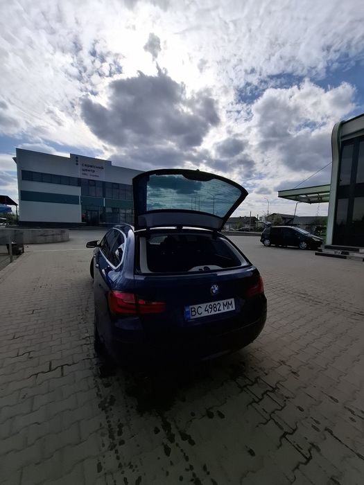 BMW 520d F11 2011