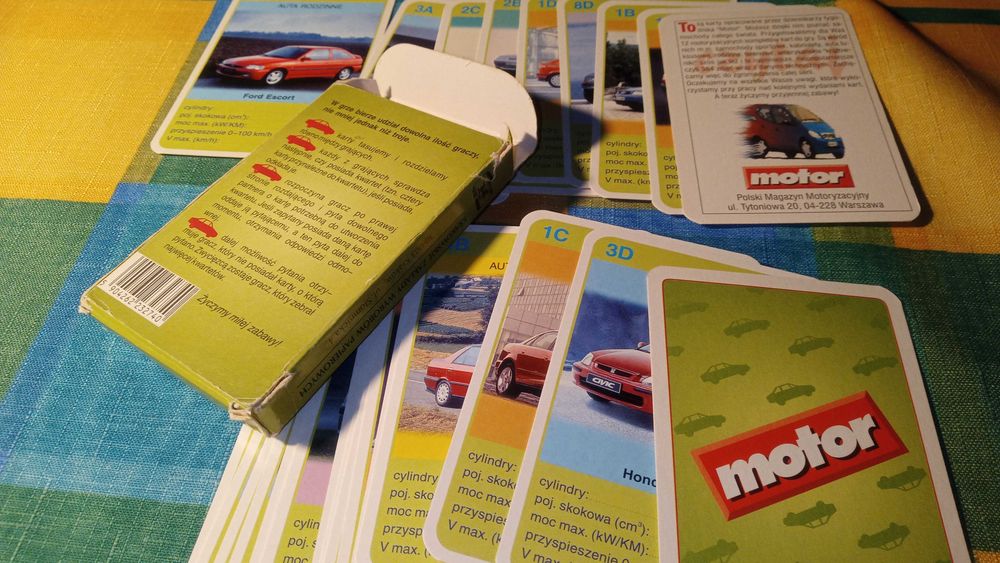 + Karty samochody rodzinne + kwartet, auta, Trefl na licencji Piatnik, jak nowe!