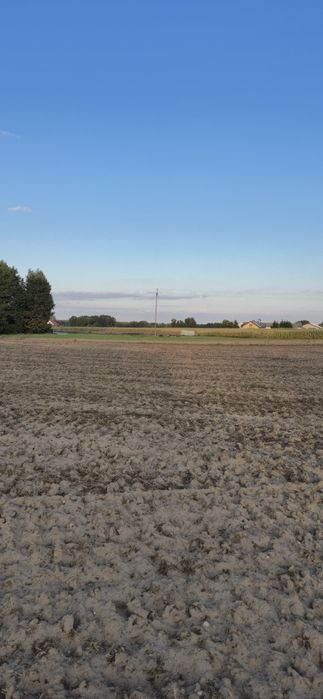 Działki na sprzedaż z warunkami zabudowy
