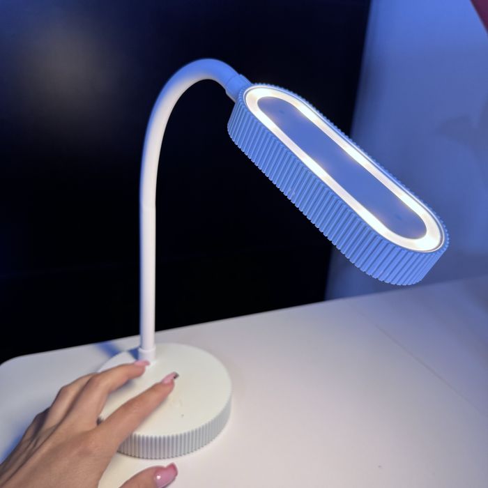Lampka nocna ozdobna ryflowana w paski USB apple ikea home you