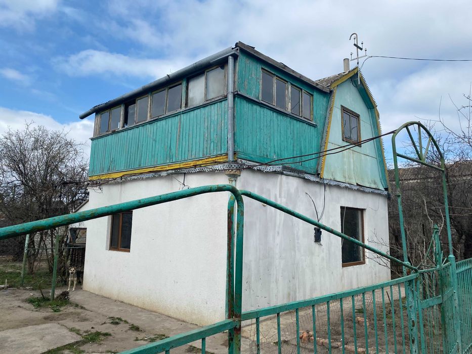 Продается 2-х этажная дача в Корабельном районе