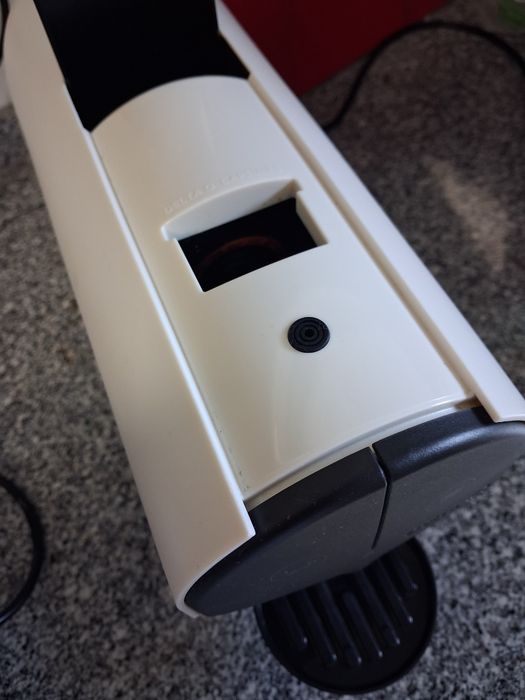 Máquina Delta q  branca