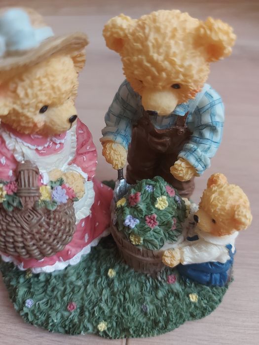 Lovable Teddies by Avon "Sarah & Theodore "  Wiosna