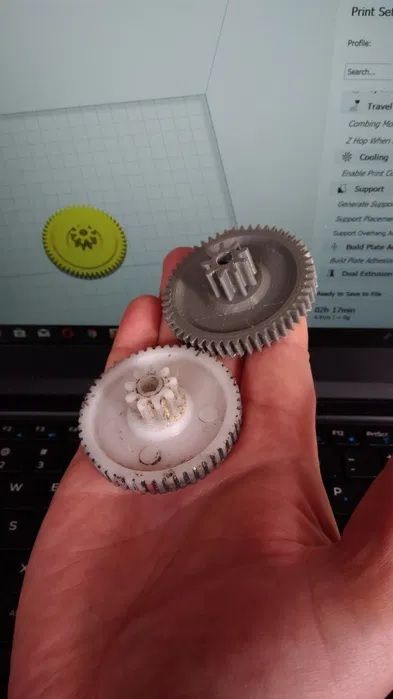 Koło zębate samochodzik skuter elektryczny druk 3d