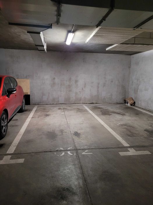 Miejsce postojowe w garażu podziemnym, blisko linii Metra M2, stacja Kondratowicza - Widok 2
