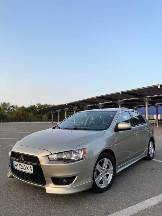 Продам власне авто Mitsubishi Lanxer X SPORTBACK