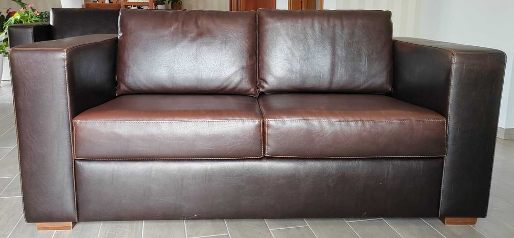 Sofás imitação pele