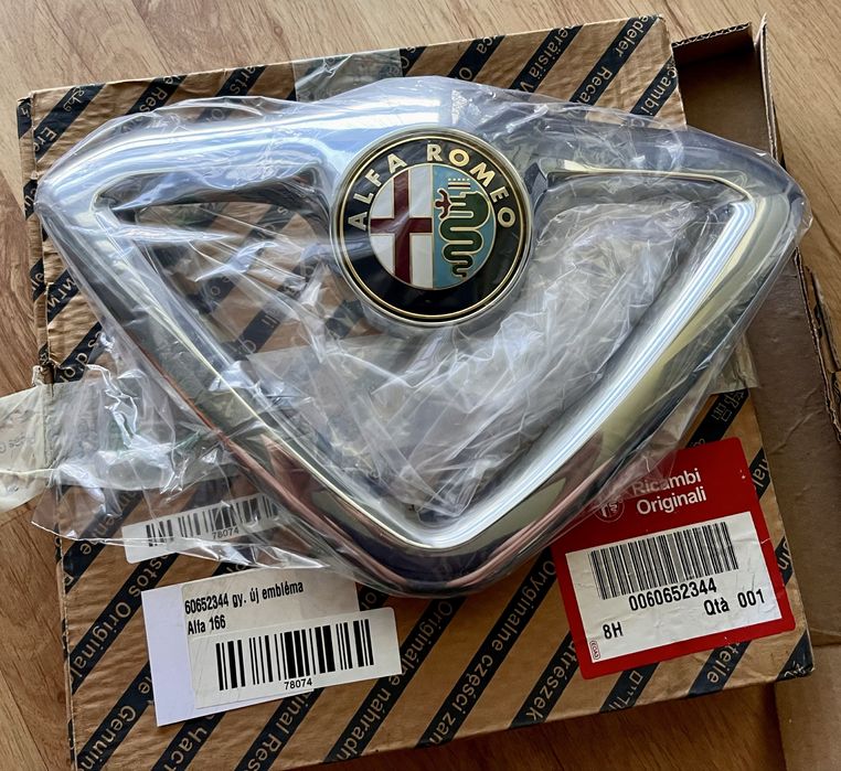 Scudetto grill Alfa Romeo 166