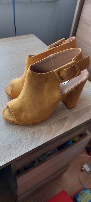 Buty damskie BUANAROTTI