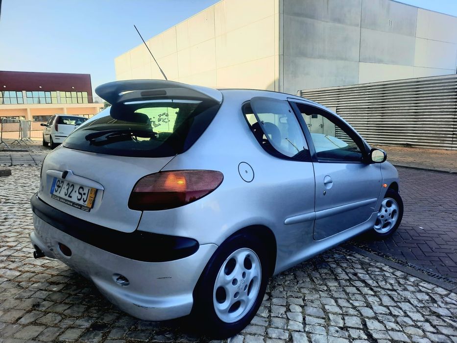 Peugeot 206 — fotografia 2