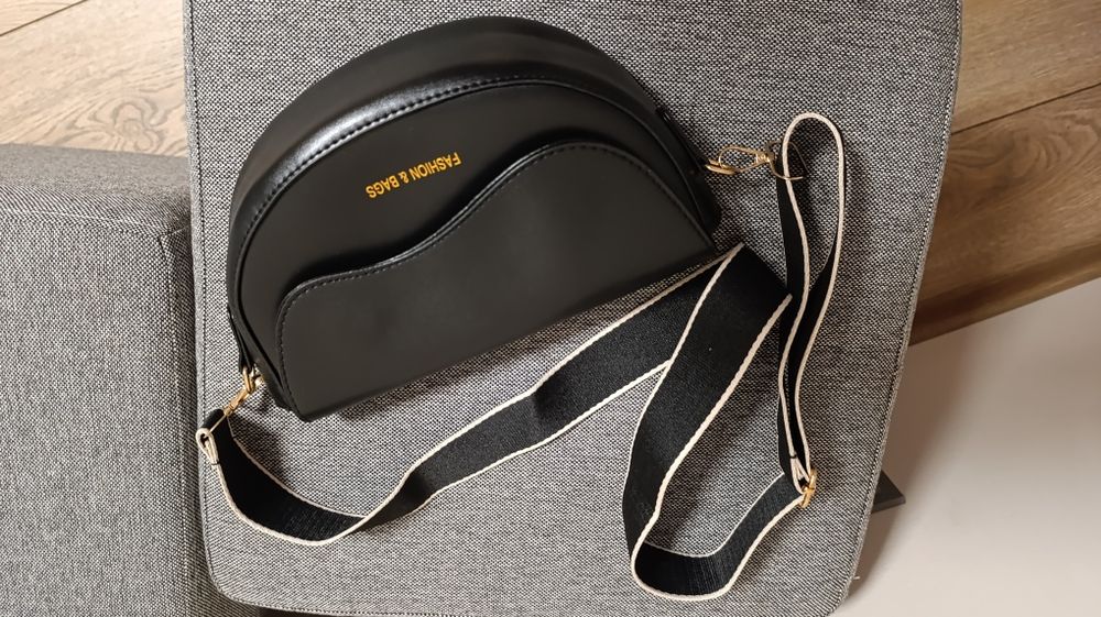 Torebka nerka nowa czarna