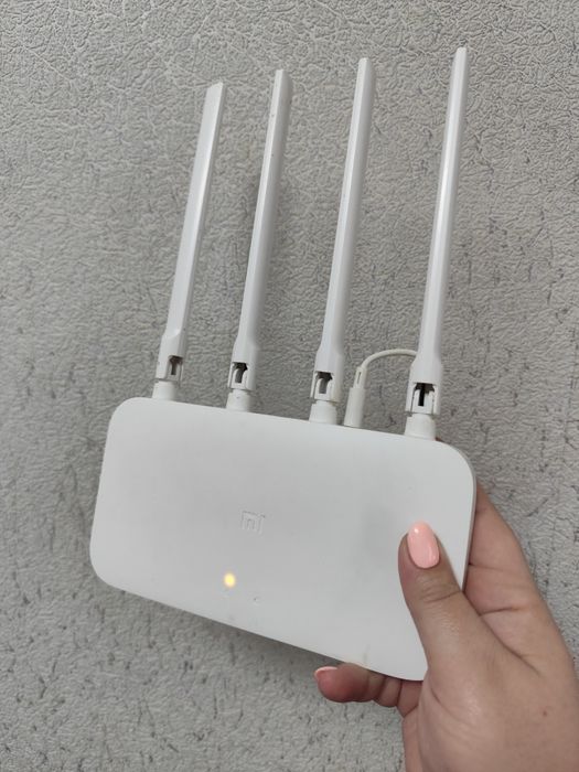 Продам роутер Xiaomi 4a