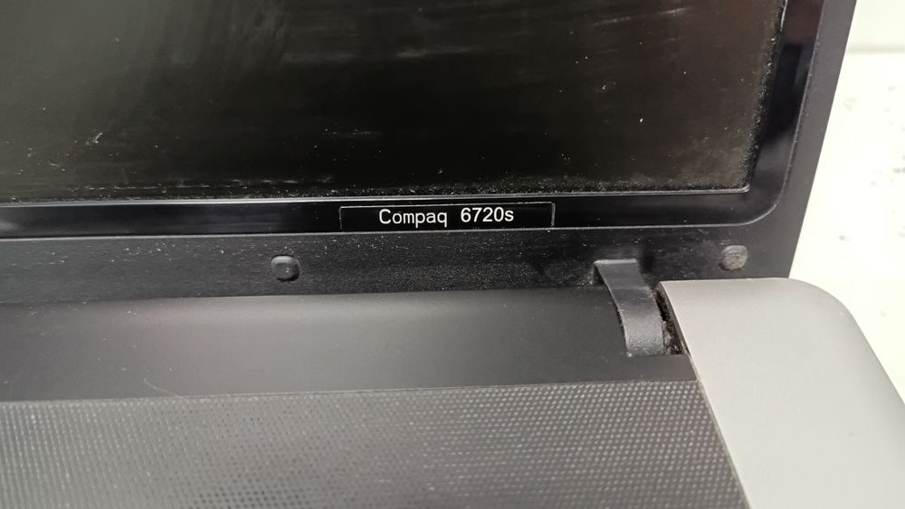 Laptop HP Compaq 6720s 3GB RAM  C2D T5270. 250GB SSD