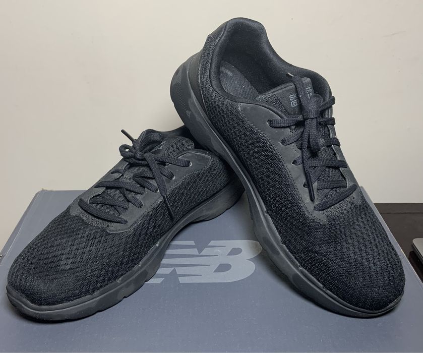 Кросівки жіночі (унісекс) Skechers GOwalk 6 - Iconic Vision Wide Fit