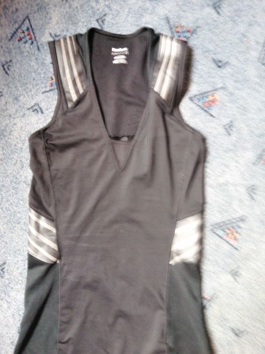 Bluzka top Reebok czarna play dry easytone ściągacz 34 36 s