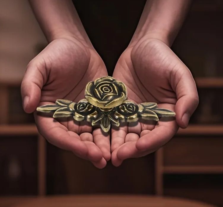 Троянда ружа роза ручка меблева