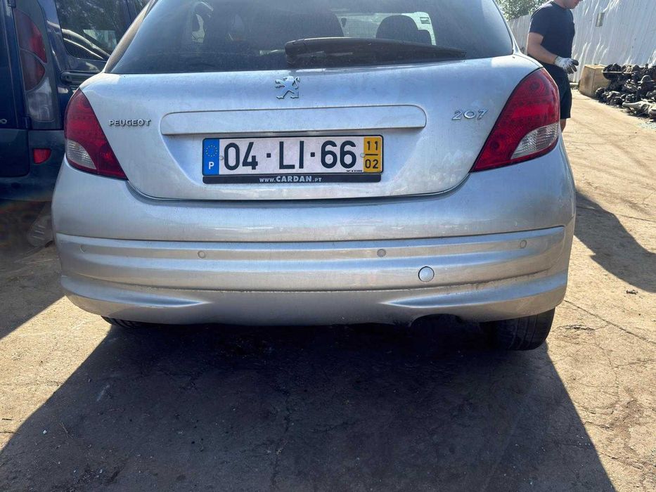 Peugeot 207 1.4 HDi 2011 – Venda de Peças
