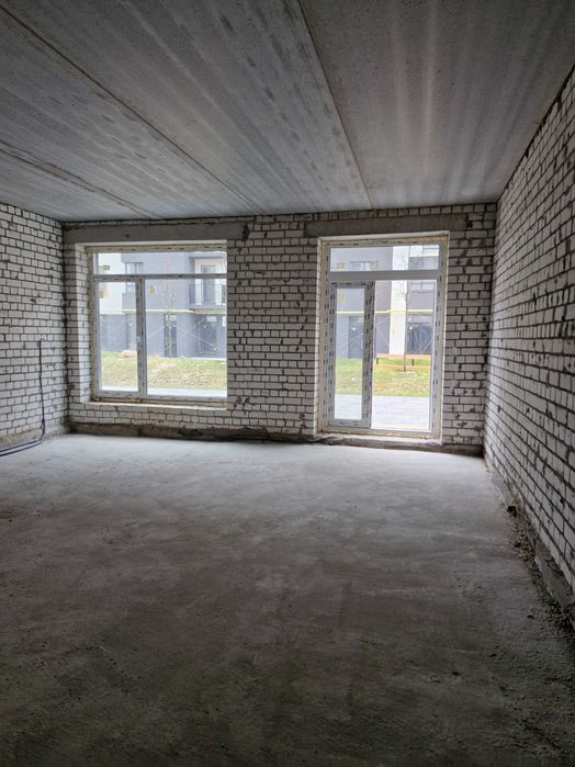 Комерція 60м2. ЖК Молодість