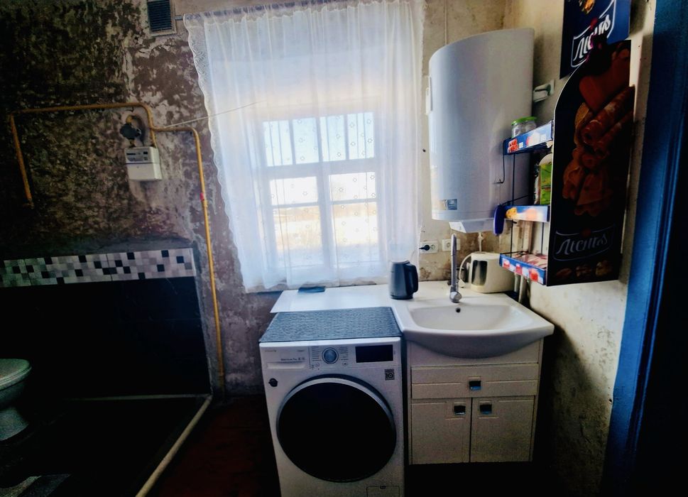 Продаж затишного будинку с.Озерна