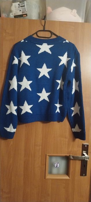 Sprzedam granatowy sweter zapinany na guziki dla dziewczynki