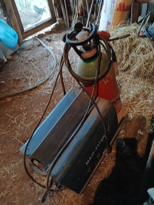 Soldador com botija de gás