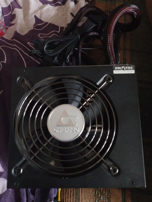 блок питания для ПК Chieftec 750W