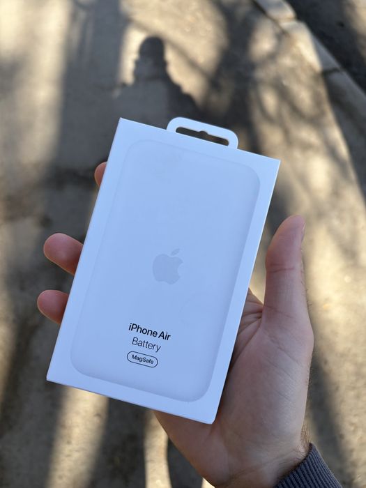 Батарея мобільна Apple iPhone Air MagSafe Battery (MGPG4ZE/A)