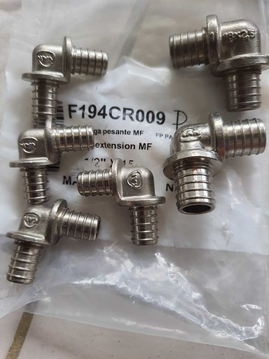 ДЕШЕВО металстройматер,новые: профнастил, угол латунь KAN, балкон.блок