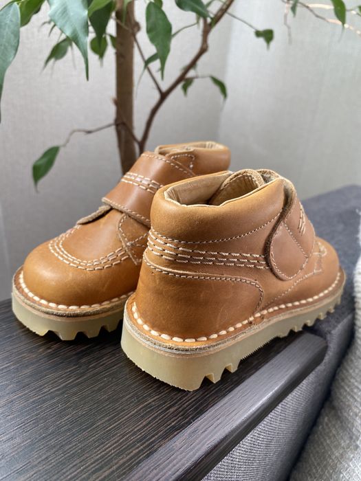 Дитячі черевики на весну шкіряні