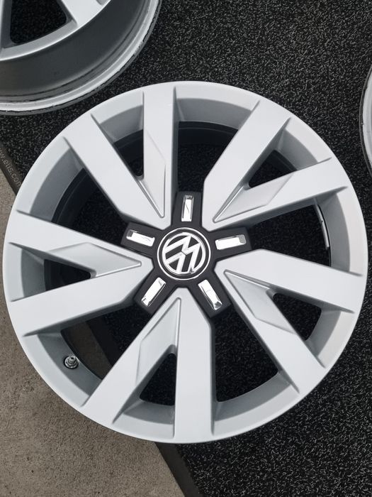 Felgi Alu 16" VW Passat B8 B7 B6 T-Roc Golf Touran Caddy 5x112 Orygina