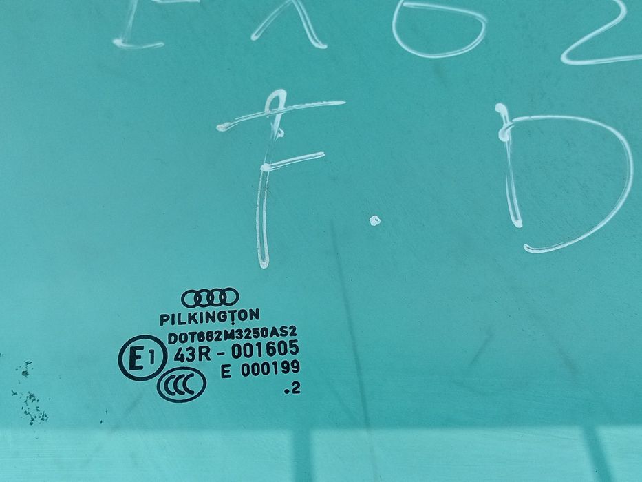 Vidro porta frente direita AUDI A4 Avant (8K5, B8)