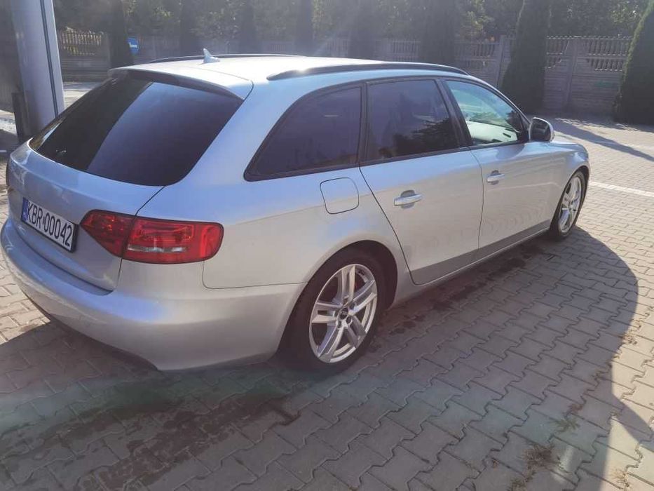AUDI A4 B8 2.0 tdi  stan bardzo doby