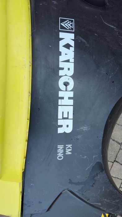 Zamiatarka Karcher KM INNO  - duża ,70cm zamiatania