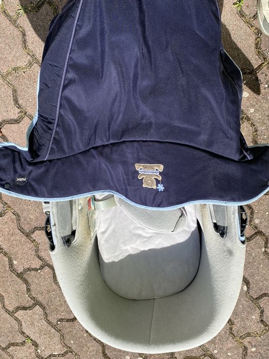 Carrinho de bebé + alcofa + proteção para a chuva + mala com muda fral