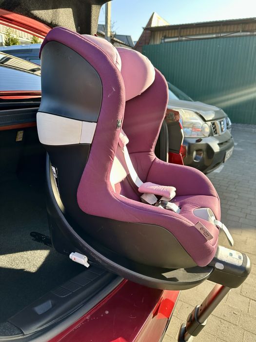 Автокрісло Cybex Sirona з базою