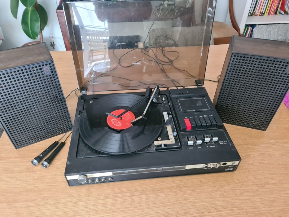 Gira discos Fidelity Mc3