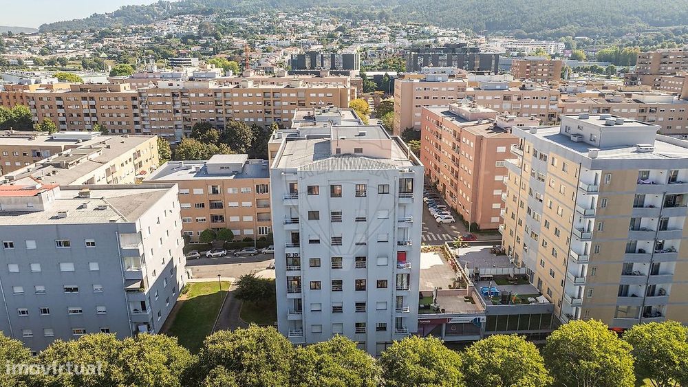 Apartamento T3 em Lamaçães, Braga!