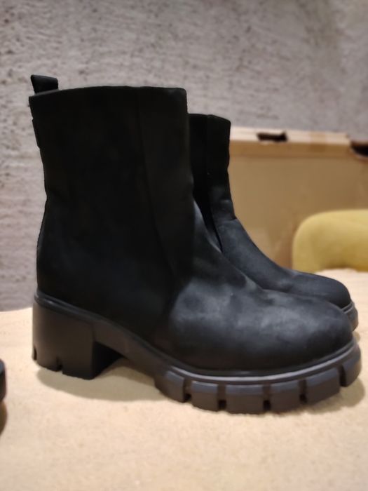 Dwupak butów damskich jesień/zima 38