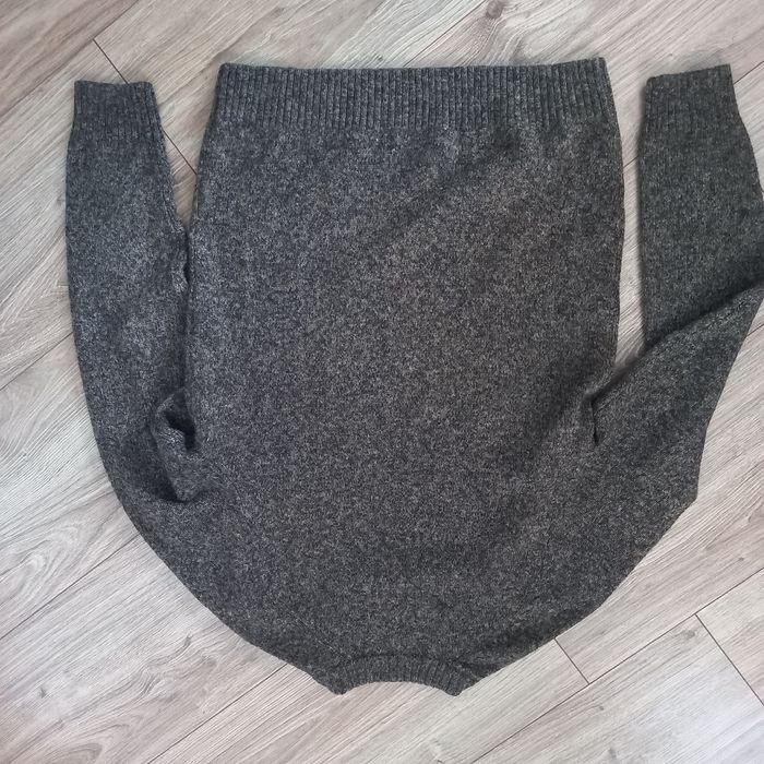 Firmowy męski sweter-L
