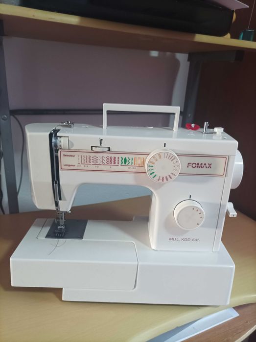 Máquina de costura Fomax mdl.KDD 635