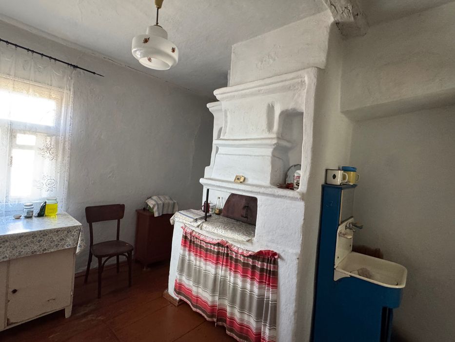 Продаж будинку с. Іванів - 30 сот!