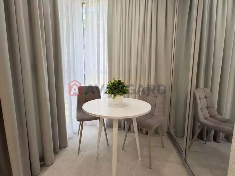 Продам 1 кімн. квартиру, 46 м2, цегла, Брама 68 000 $