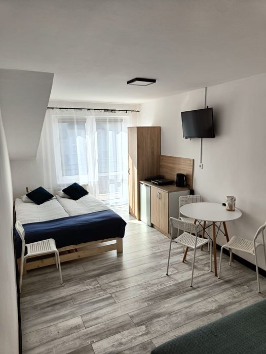 Pokoje z łazienkami, aneksami blisko morza,centrum