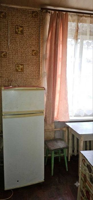 Продам квартиру в Озерному 2-кімнатна