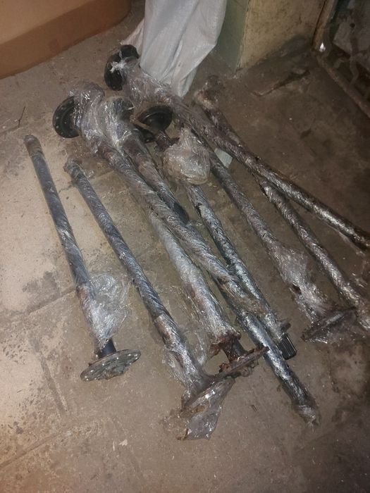 Полуось Камаз 4310 , 16зубьев , 43114,оригинал