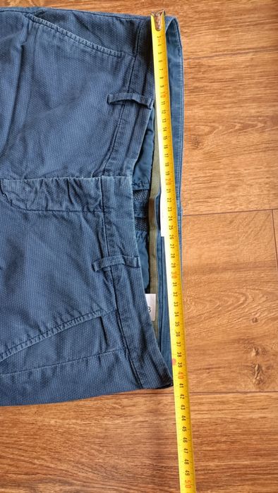 Джинси чоловічі, Італія