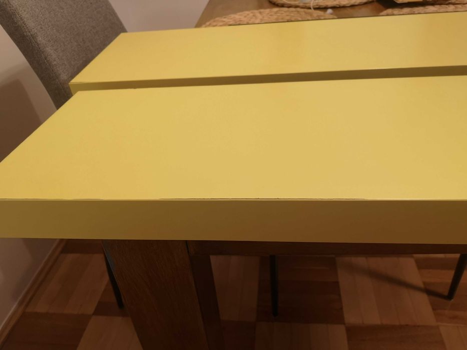 Żółta półka ścienna IKEA Lack 110x26cm